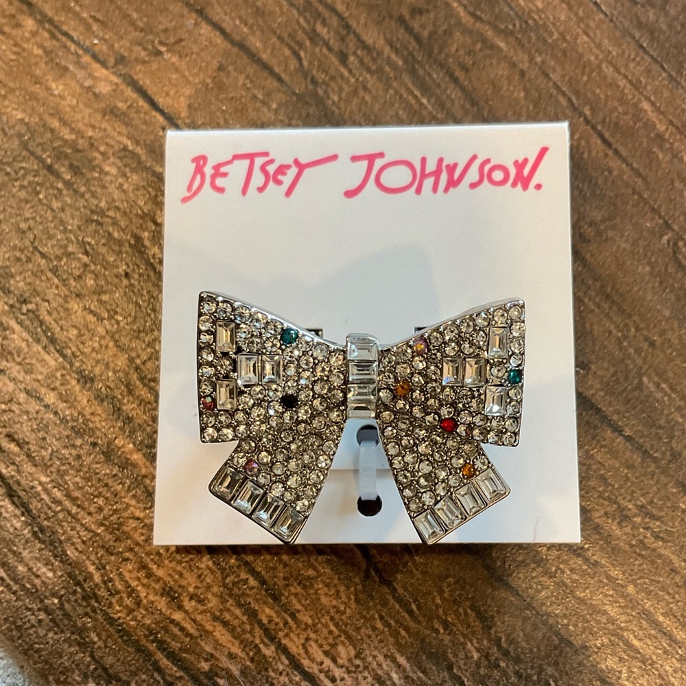 Betsey Johnson Crystal Bow Statement Stretch Ring